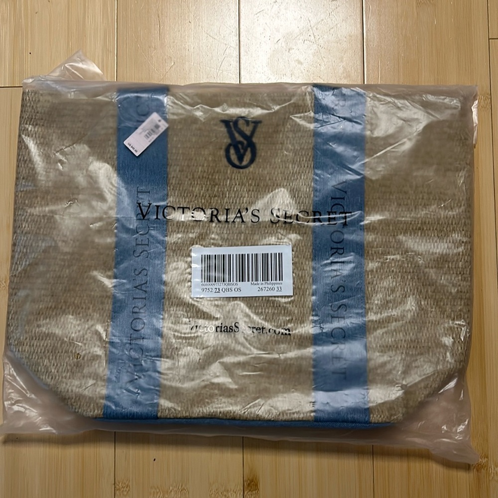 VS tote